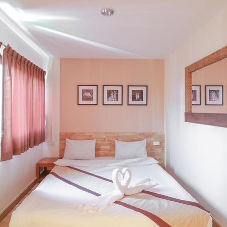 Zak Residence Chiang Mai Extérieur photo